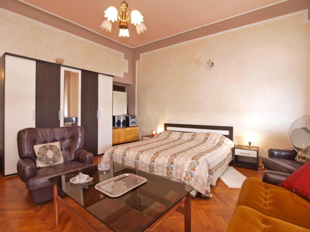Apartments By The Sea 1050 Rovigno Esterno foto